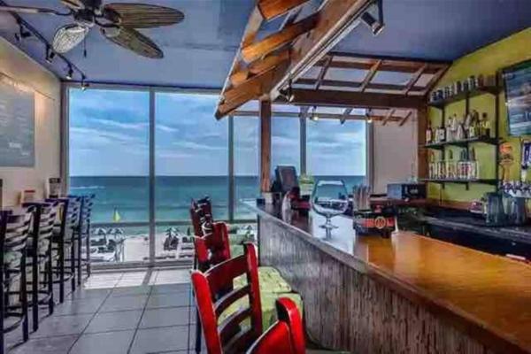 Apartment Tidewater 112 Drift Away 2 Bed 2 Bath Chairs Incl